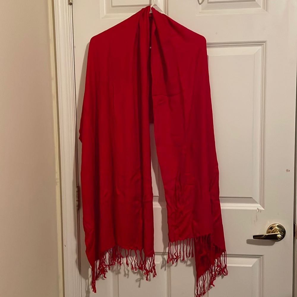100% Pashmina RED shawl. Tag removed